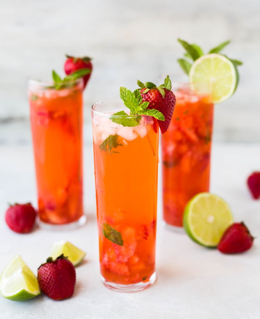Bí quyết làm mocktail Cool Fruit Strawberry cho ngày hè tươi mát