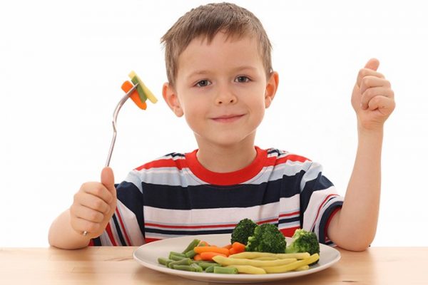 Dinh dưỡng cho trẻ trong 3 tuổi đầu