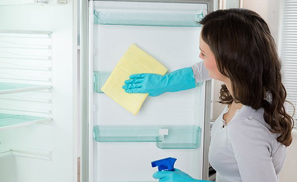 Nguyên nhân và mẹo khắc phục tủ lạnh chảy nước