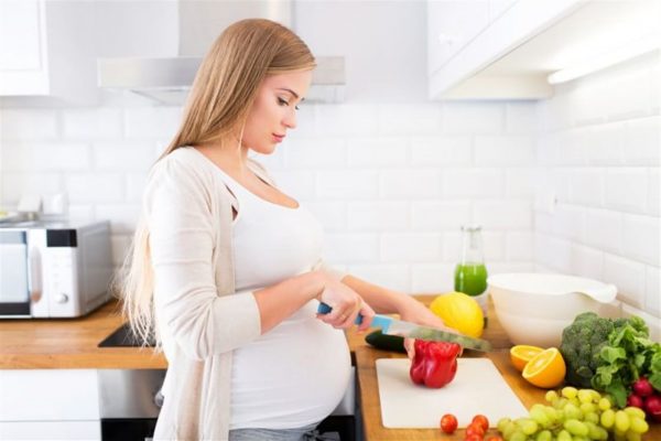 Những lưu ý về dinh dưỡng khi mang thai mà mẹ bầu nên hiểu rõ